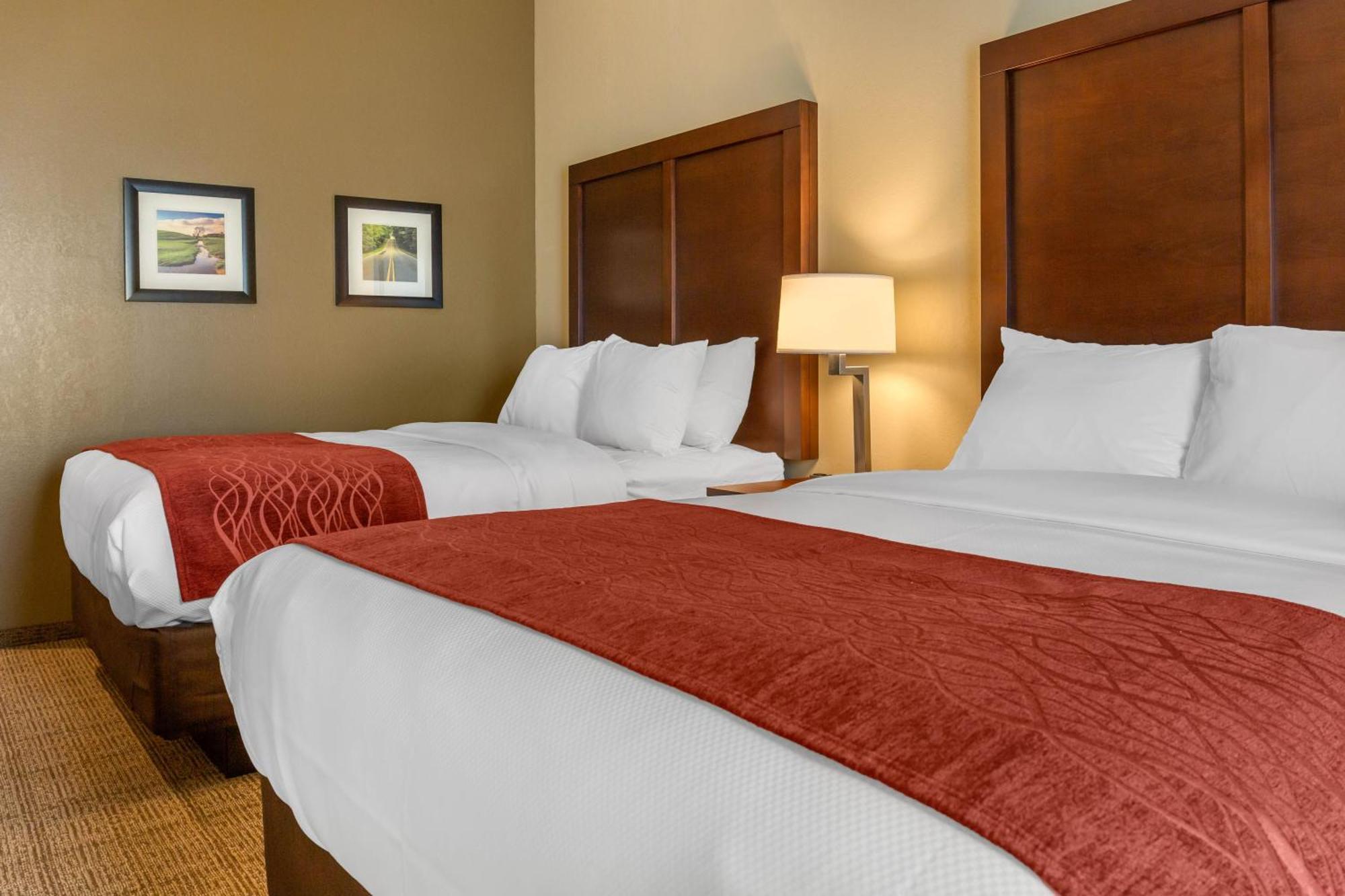 Comfort Inn & Suites Gap Amish Country Εξωτερικό φωτογραφία