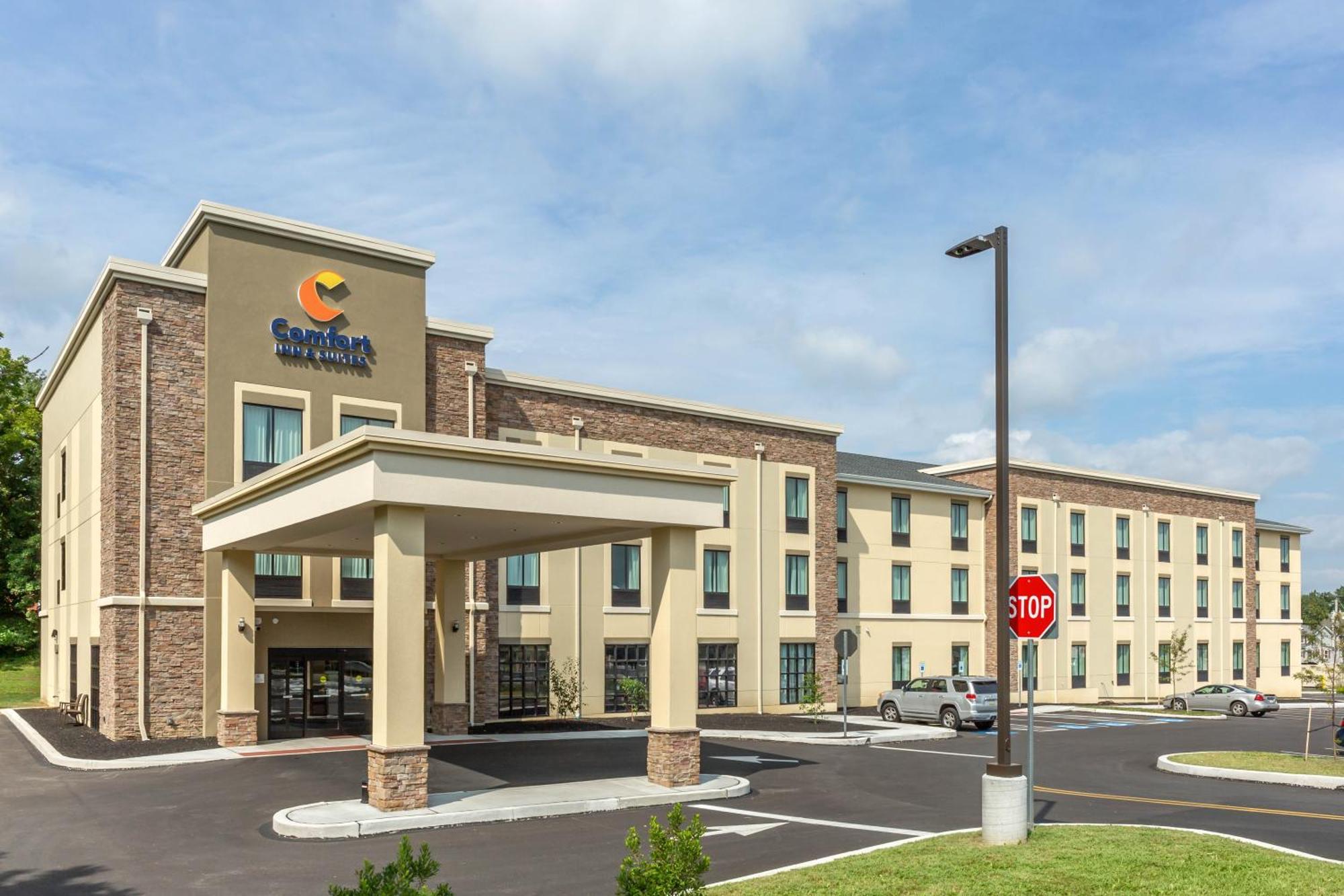 Comfort Inn & Suites Gap Amish Country Εξωτερικό φωτογραφία