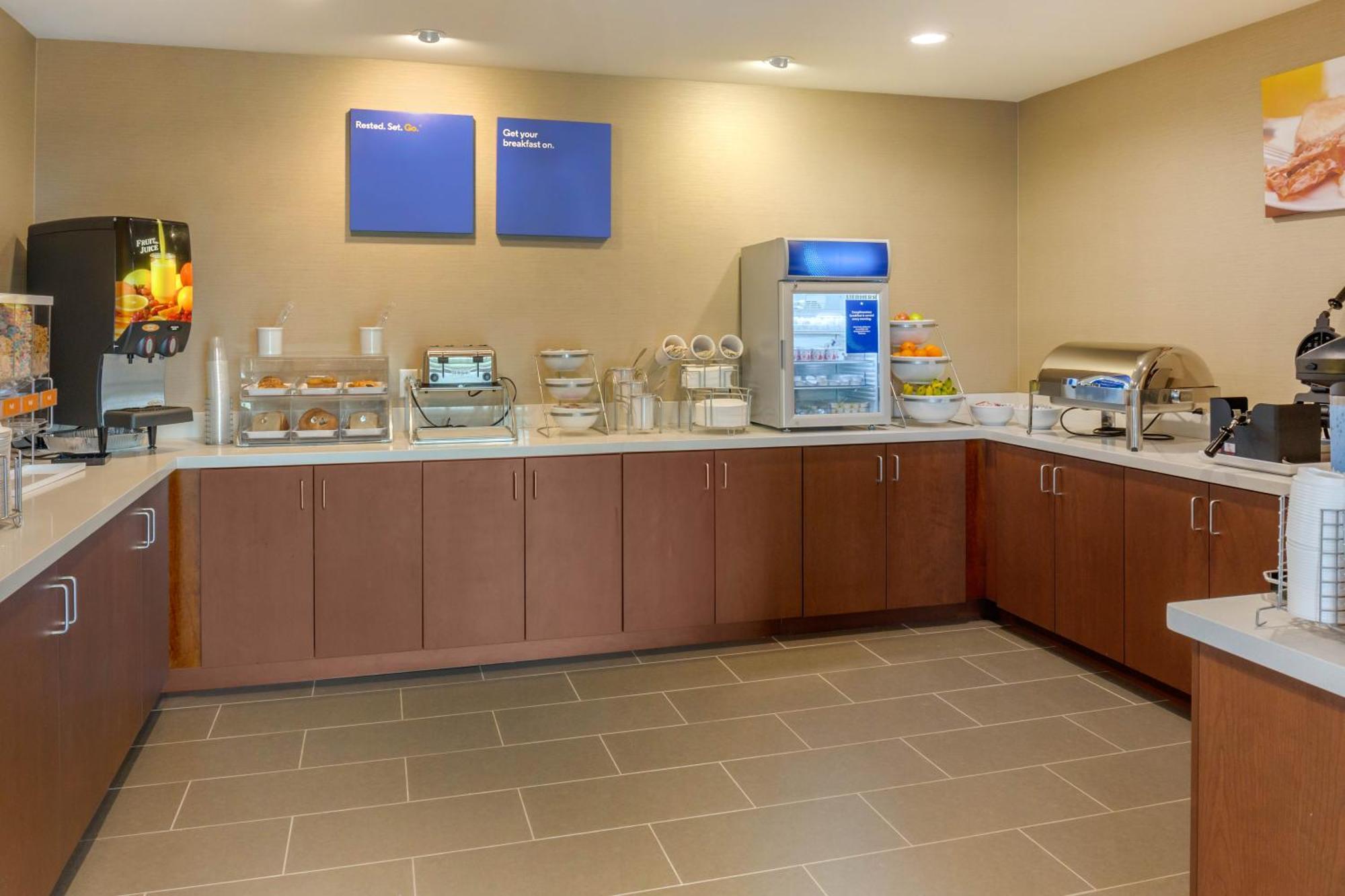 Comfort Inn & Suites Gap Amish Country Εξωτερικό φωτογραφία