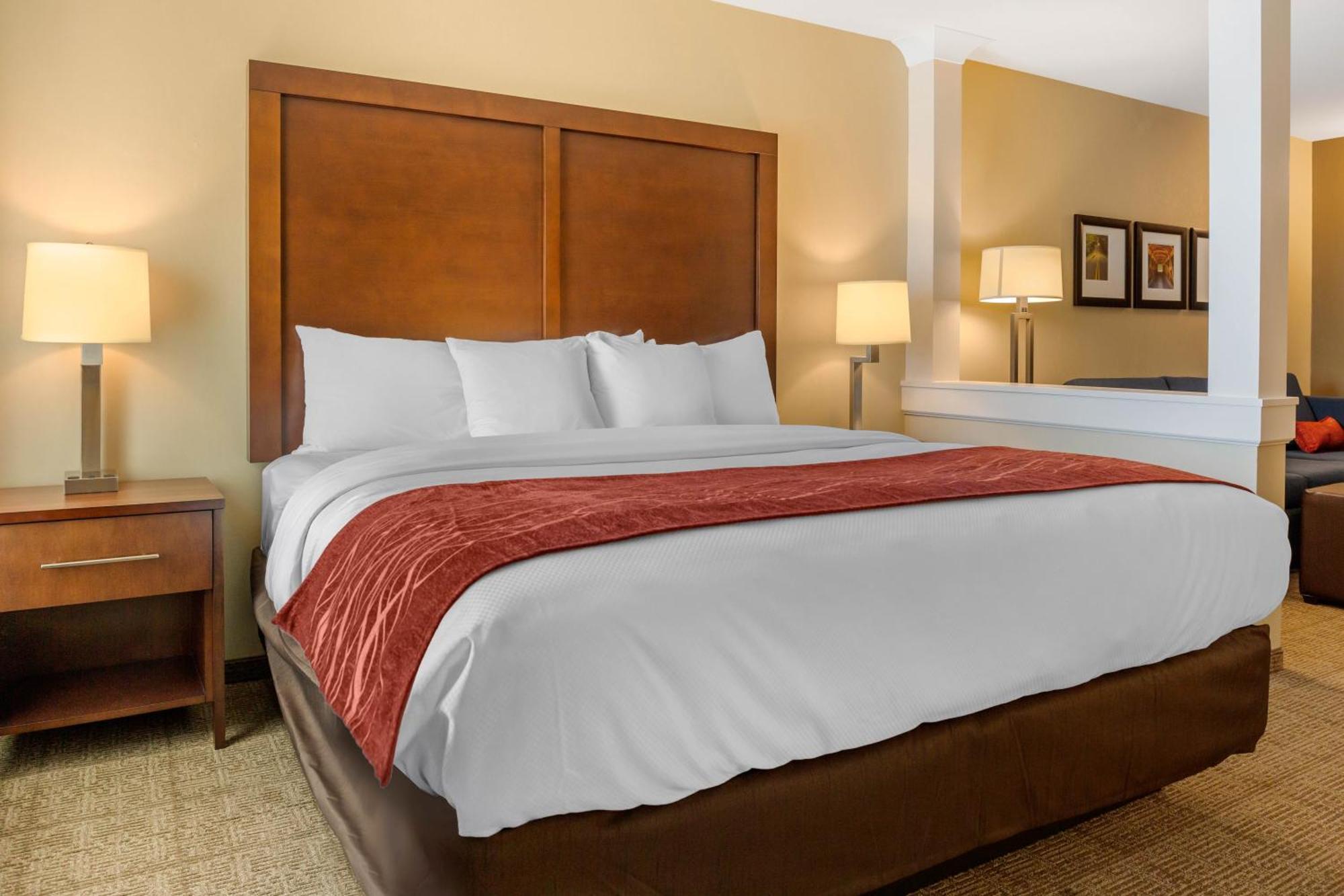 Comfort Inn & Suites Gap Amish Country Εξωτερικό φωτογραφία