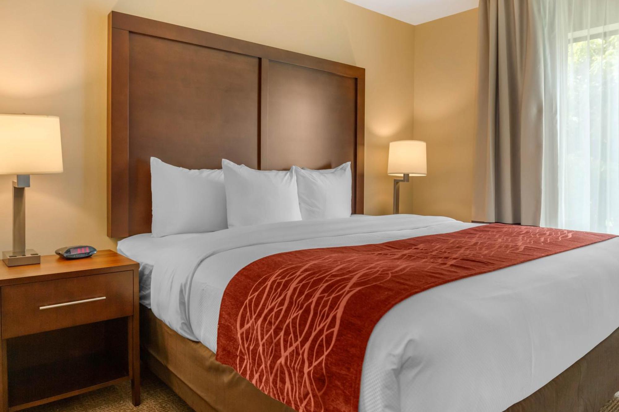 Comfort Inn & Suites Gap Amish Country Εξωτερικό φωτογραφία