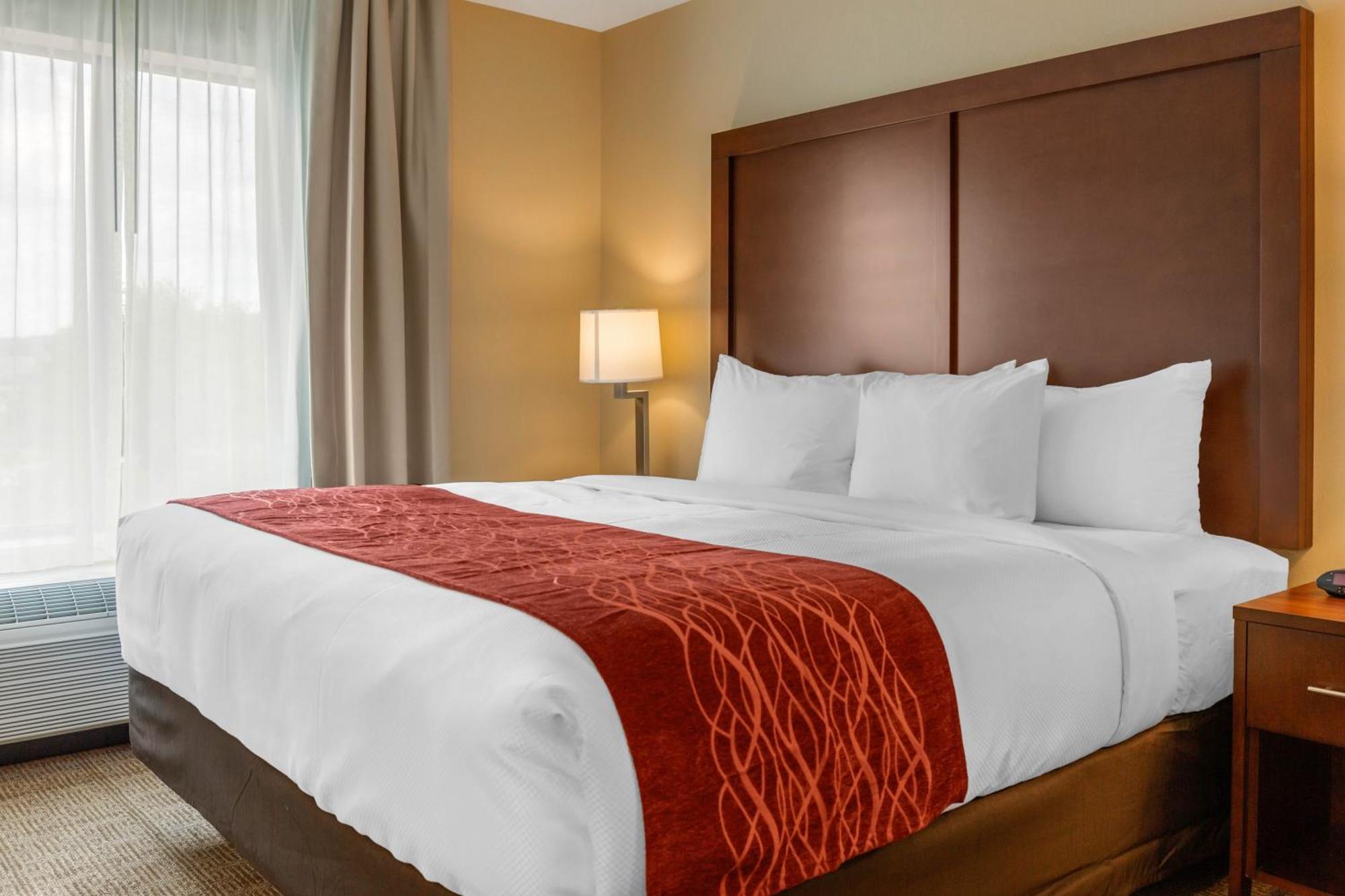 Comfort Inn & Suites Gap Amish Country Εξωτερικό φωτογραφία