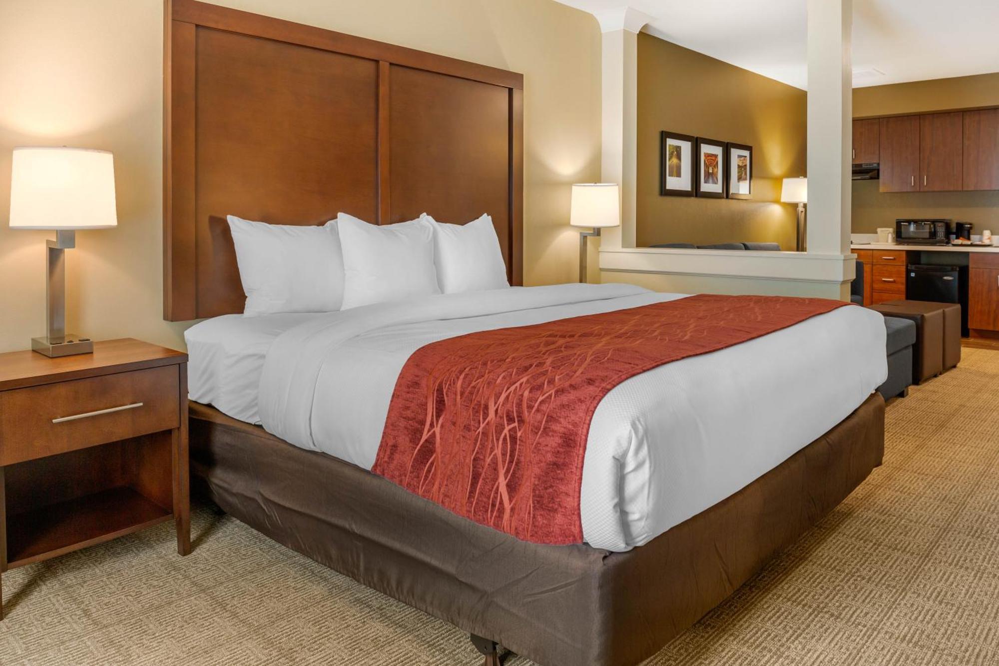 Comfort Inn & Suites Gap Amish Country Εξωτερικό φωτογραφία