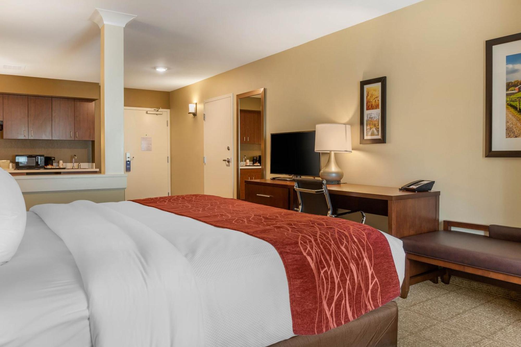 Comfort Inn & Suites Gap Amish Country Εξωτερικό φωτογραφία