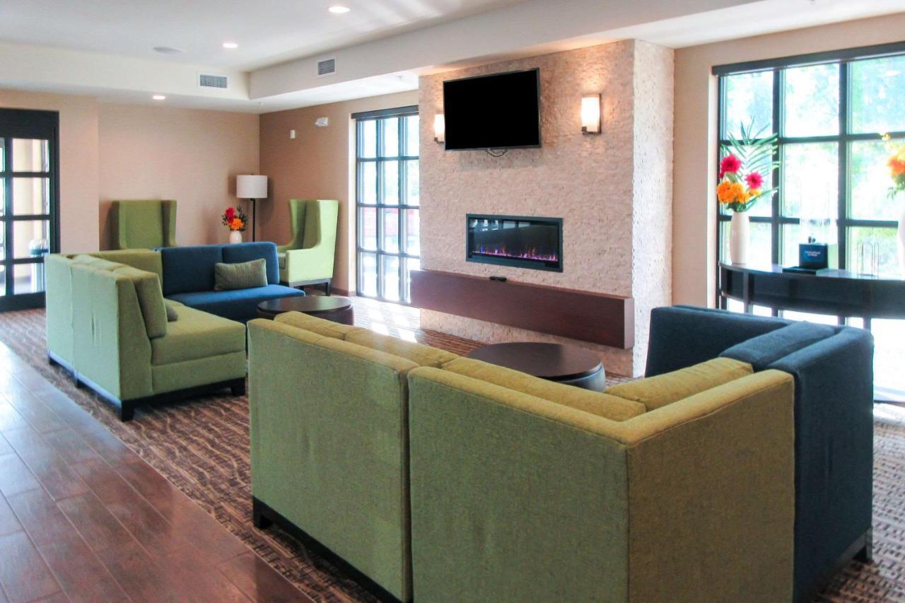 Comfort Inn & Suites Gap Amish Country Εξωτερικό φωτογραφία